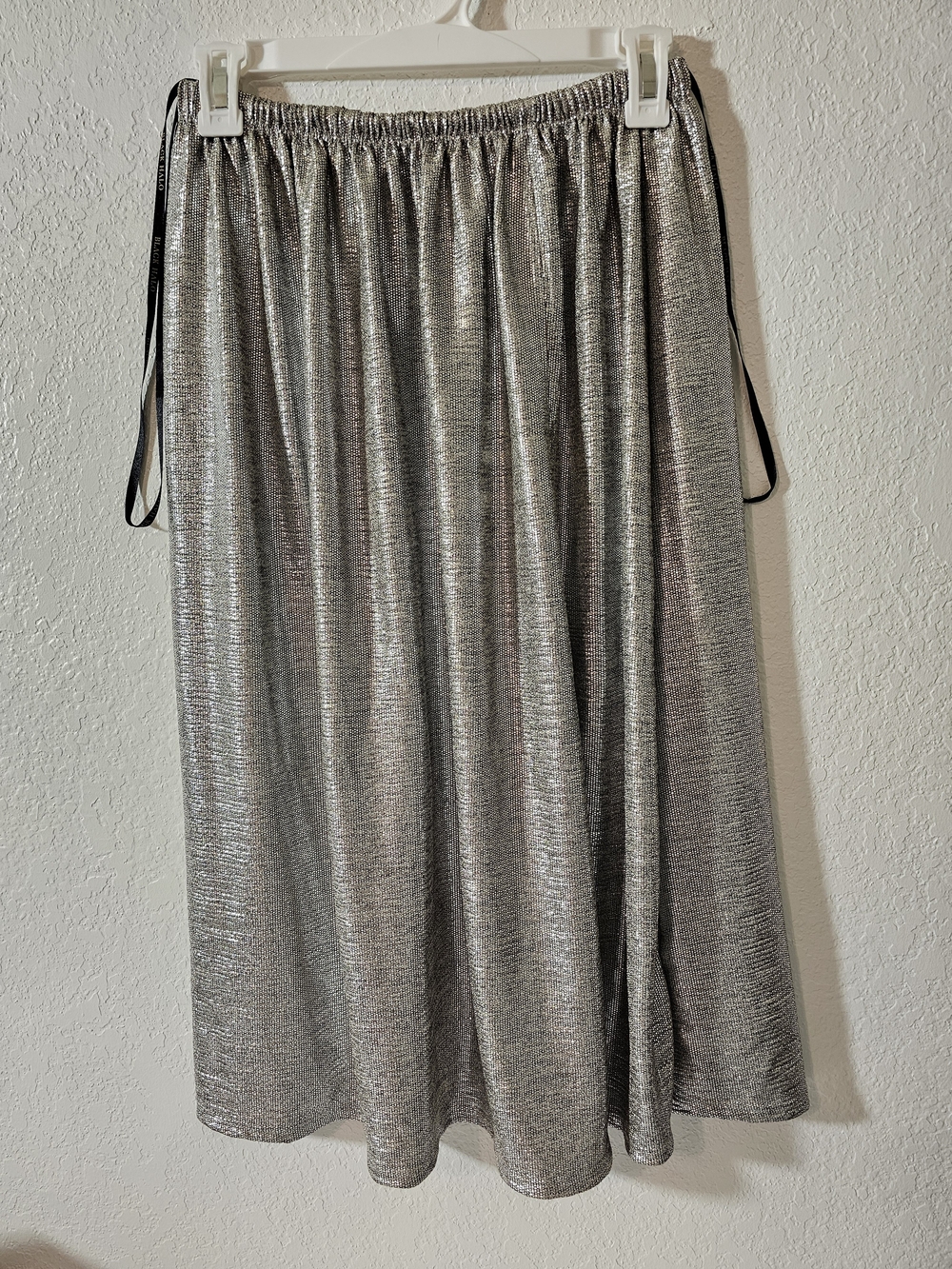 Black Halo Silver Metallic Knit Pull On Midi Pencil Skirt Elastic Waist Size 4